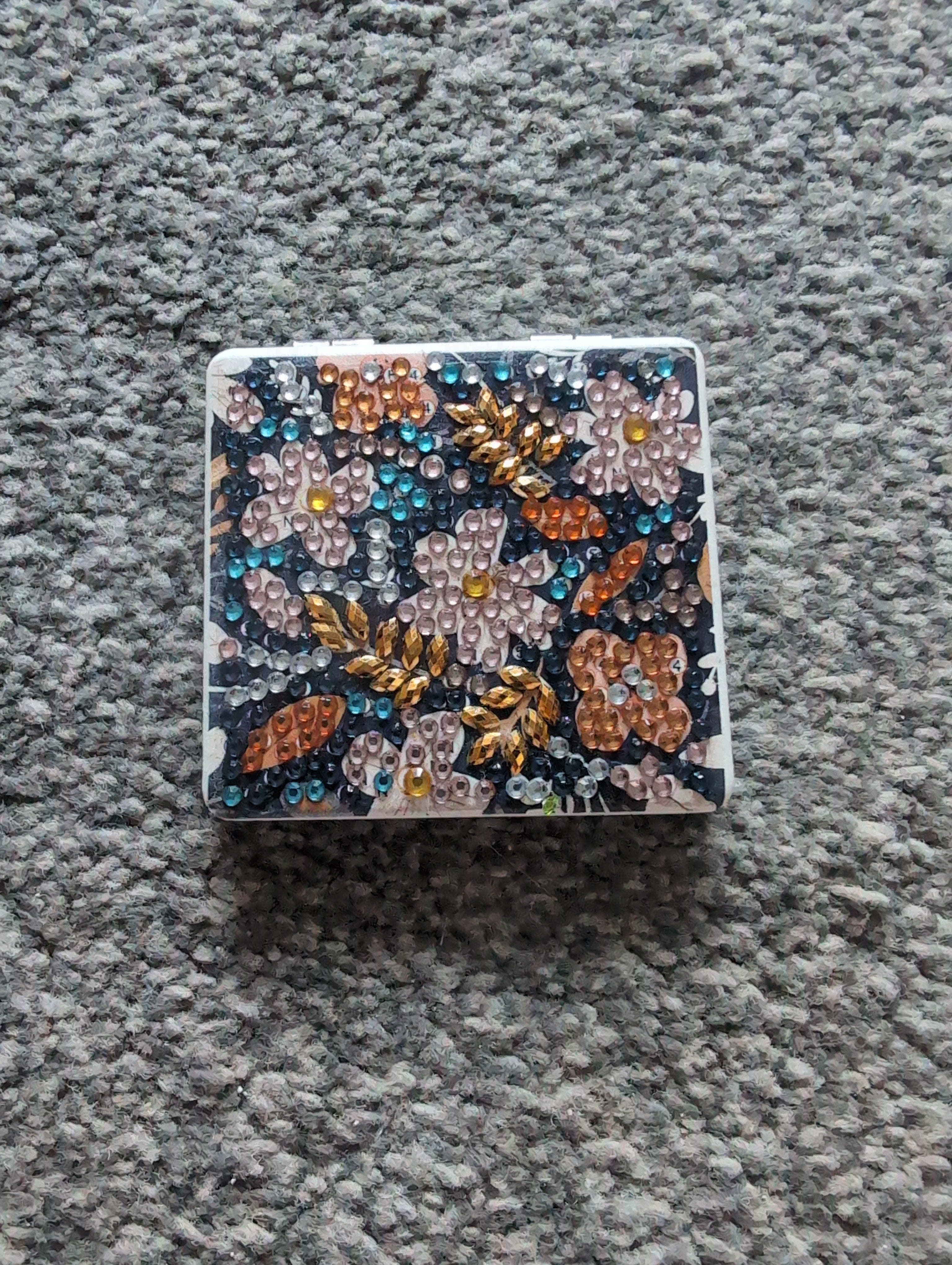 Flower 🌺 pocket mirror