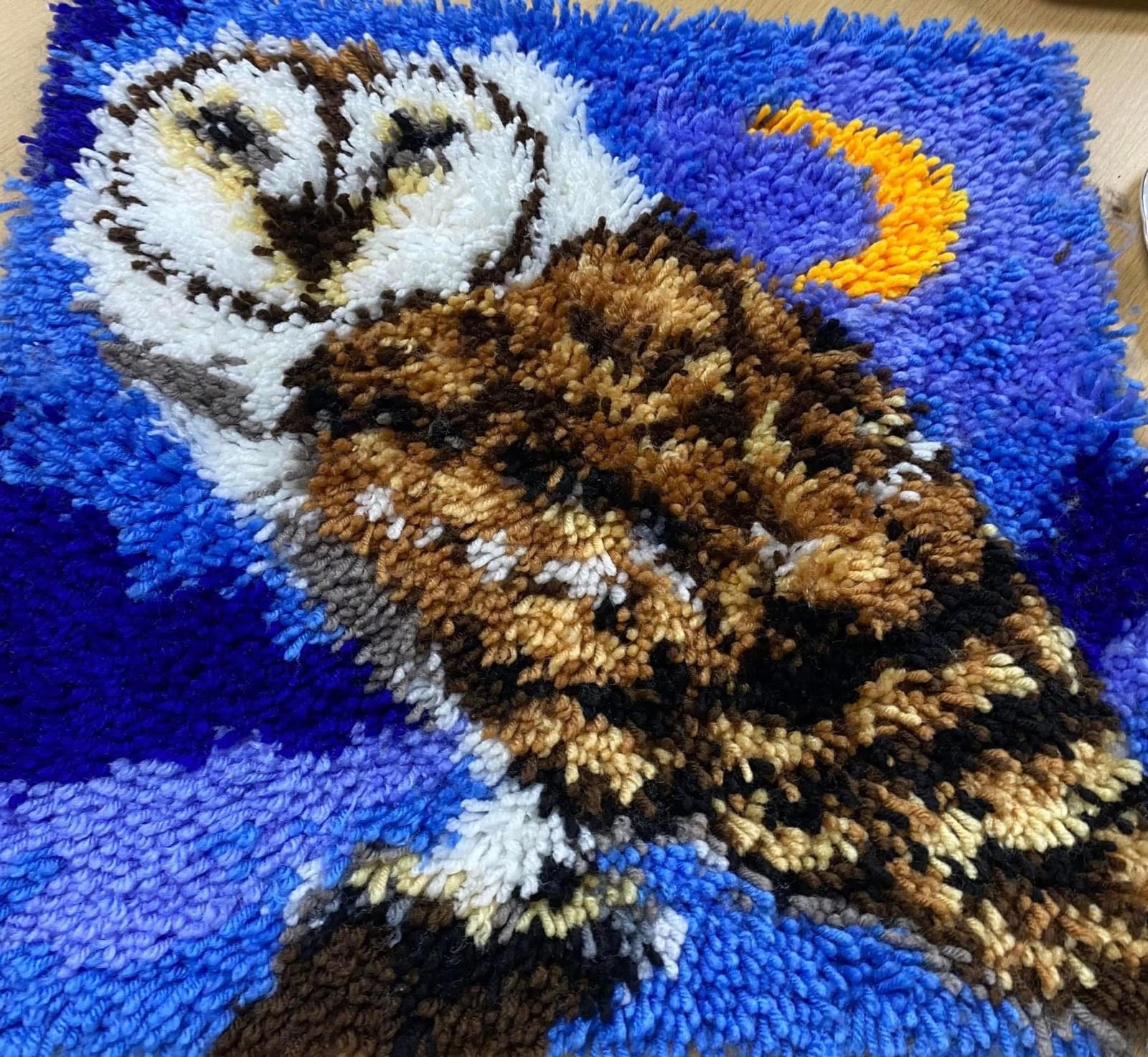 Owl cushion