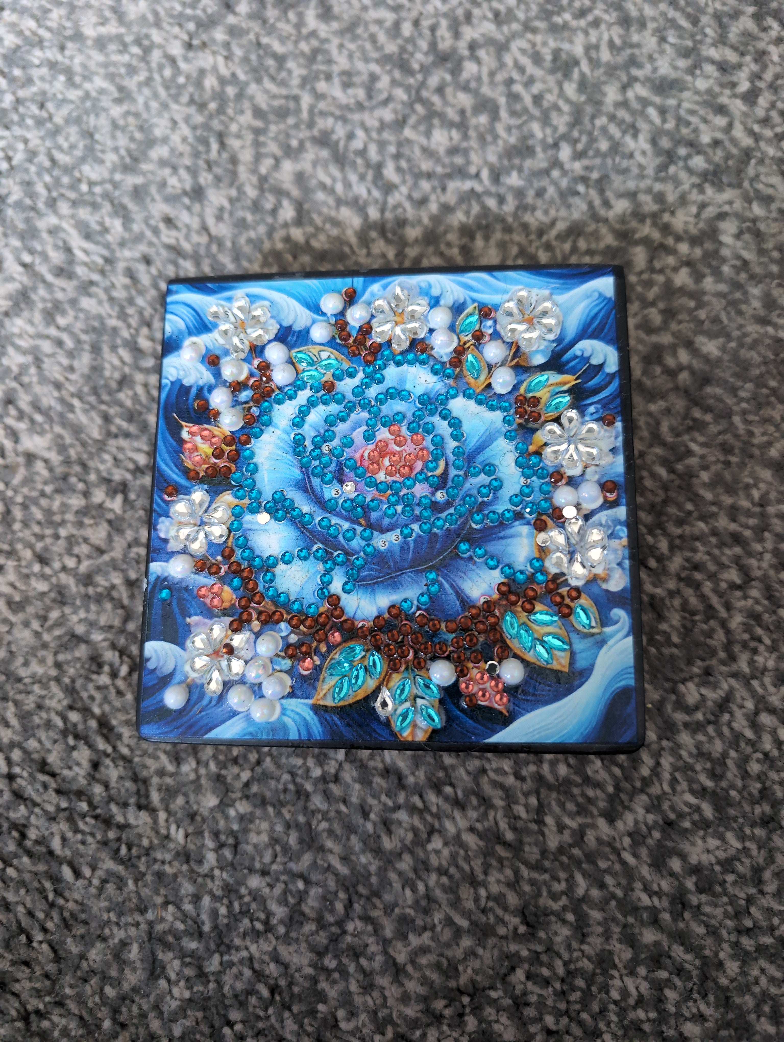 Blue rose organiser